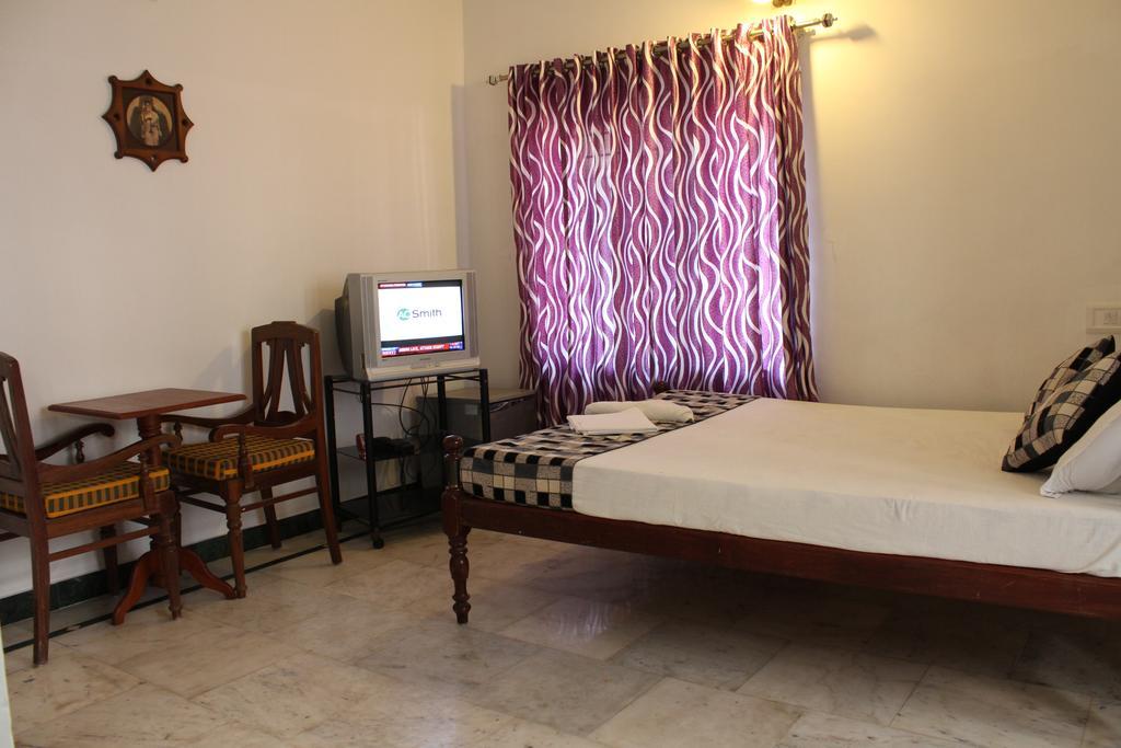 Hotel White Rose Kochi Εξωτερικό φωτογραφία